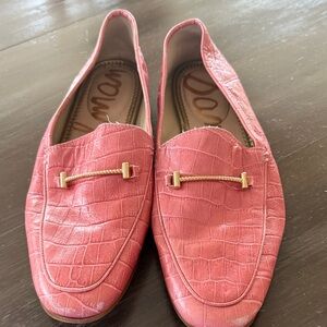 Sam Edelman Lior Loafer Coral Croc-Embossed size 10